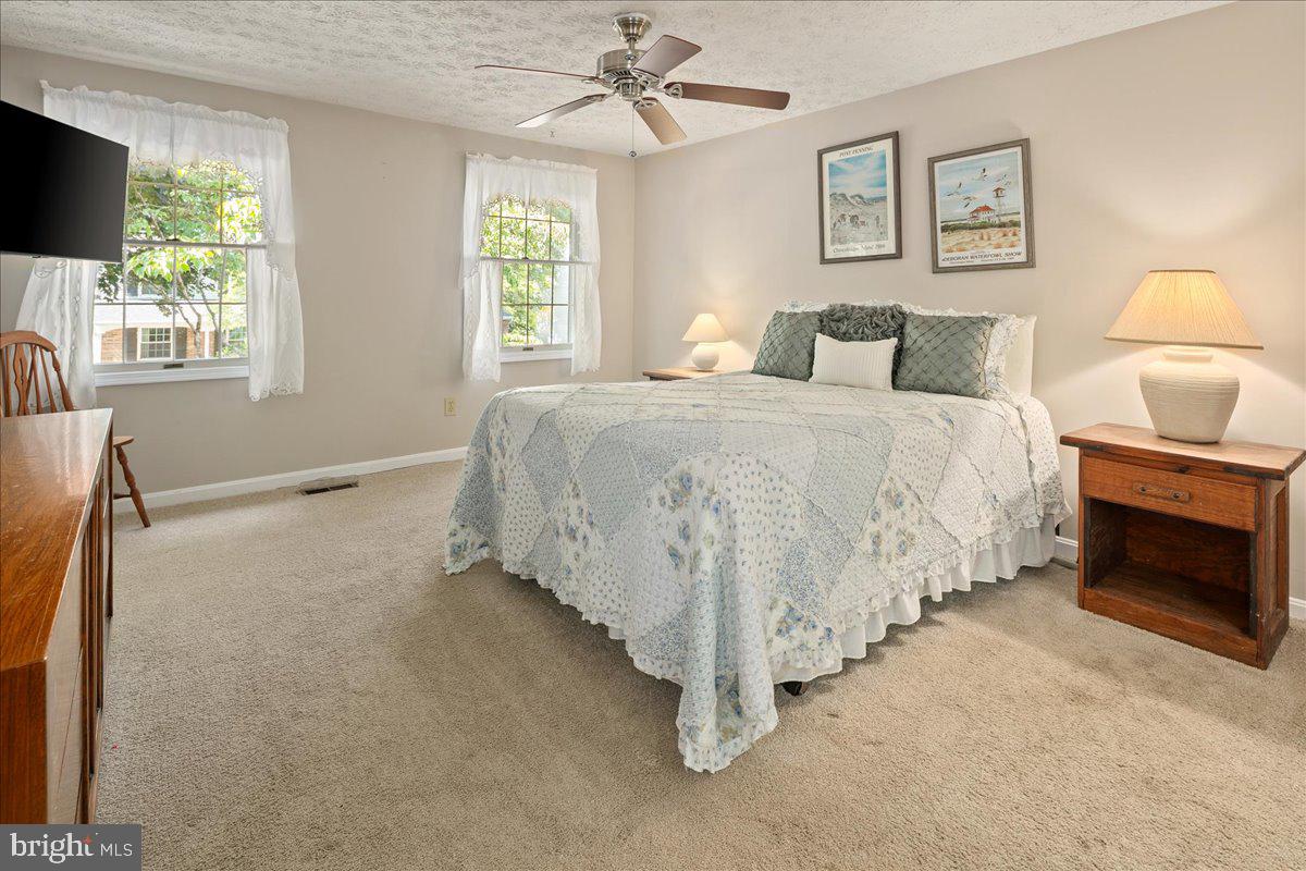 8461 RUSHING CREEK CT, SPRINGFIELD, Virginia 22153, 4 Bedrooms Bedrooms, ,2 BathroomsBathrooms,Residential,For sale,8461 RUSHING CREEK CT,VAFX2265958 MLS # VAFX2265958