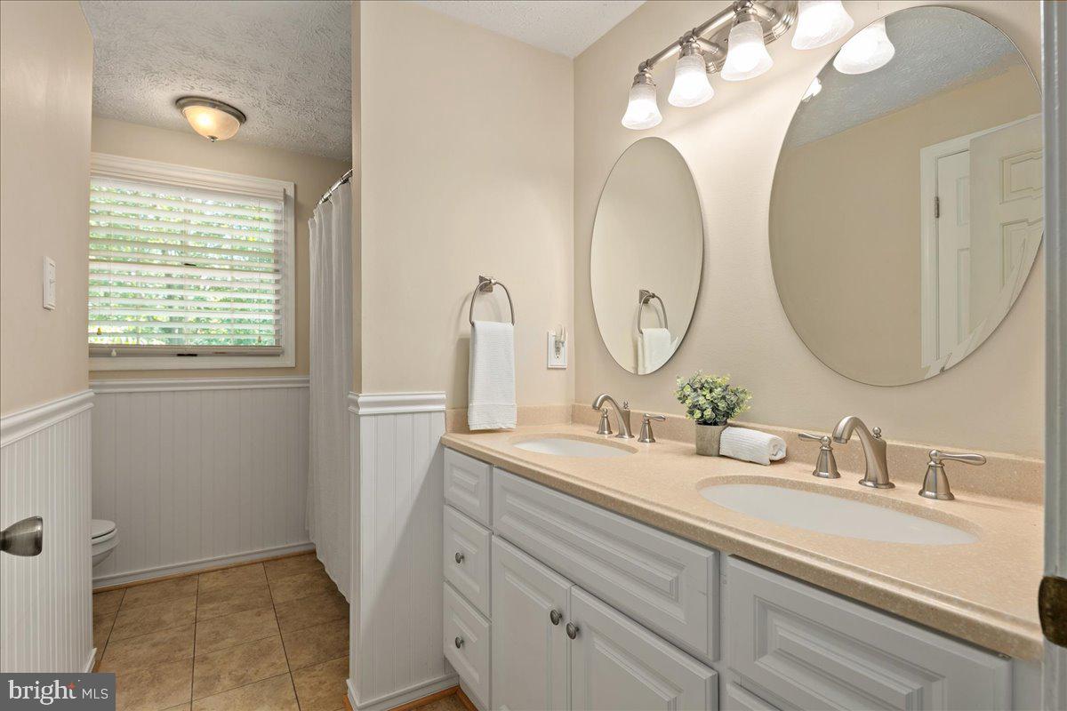 8461 RUSHING CREEK CT, SPRINGFIELD, Virginia 22153, 4 Bedrooms Bedrooms, ,2 BathroomsBathrooms,Residential,For sale,8461 RUSHING CREEK CT,VAFX2265958 MLS # VAFX2265958