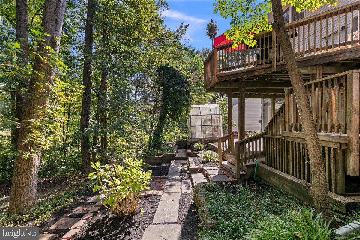 8461 RUSHING CREEK CT, SPRINGFIELD, Virginia 22153, 4 Bedrooms Bedrooms, ,2 BathroomsBathrooms,Residential,For sale,8461 RUSHING CREEK CT,VAFX2265958 MLS # VAFX2265958