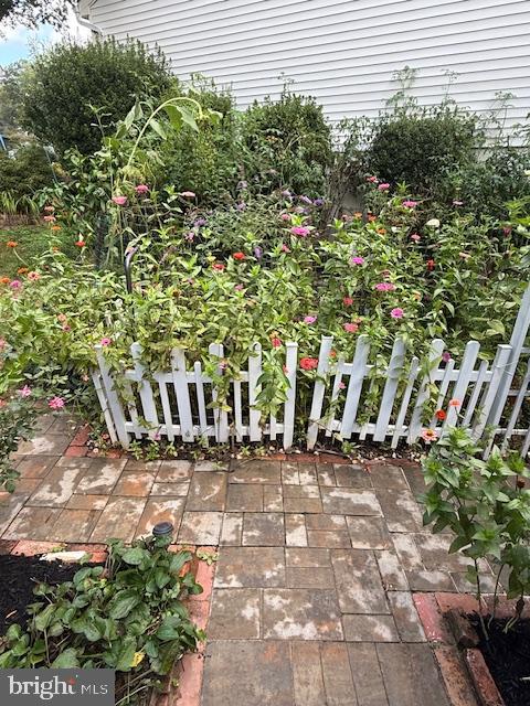 8461 RUSHING CREEK CT, SPRINGFIELD, Virginia 22153, 4 Bedrooms Bedrooms, ,2 BathroomsBathrooms,Residential,For sale,8461 RUSHING CREEK CT,VAFX2265958 MLS # VAFX2265958