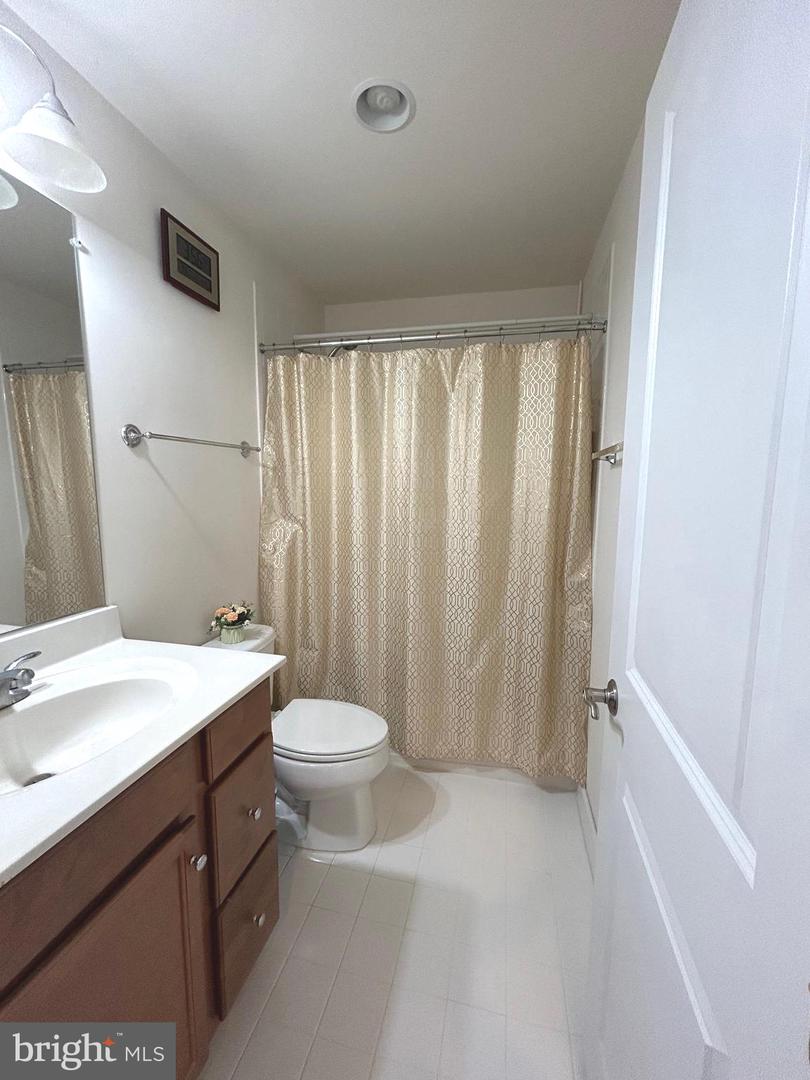 8429 GIRVAN CT, MANASSAS, Virginia 20109, 4 Bedrooms Bedrooms, ,3 BathroomsBathrooms,Residential,For sale,8429 GIRVAN CT,VAPW2103684 MLS # VAPW2103684
