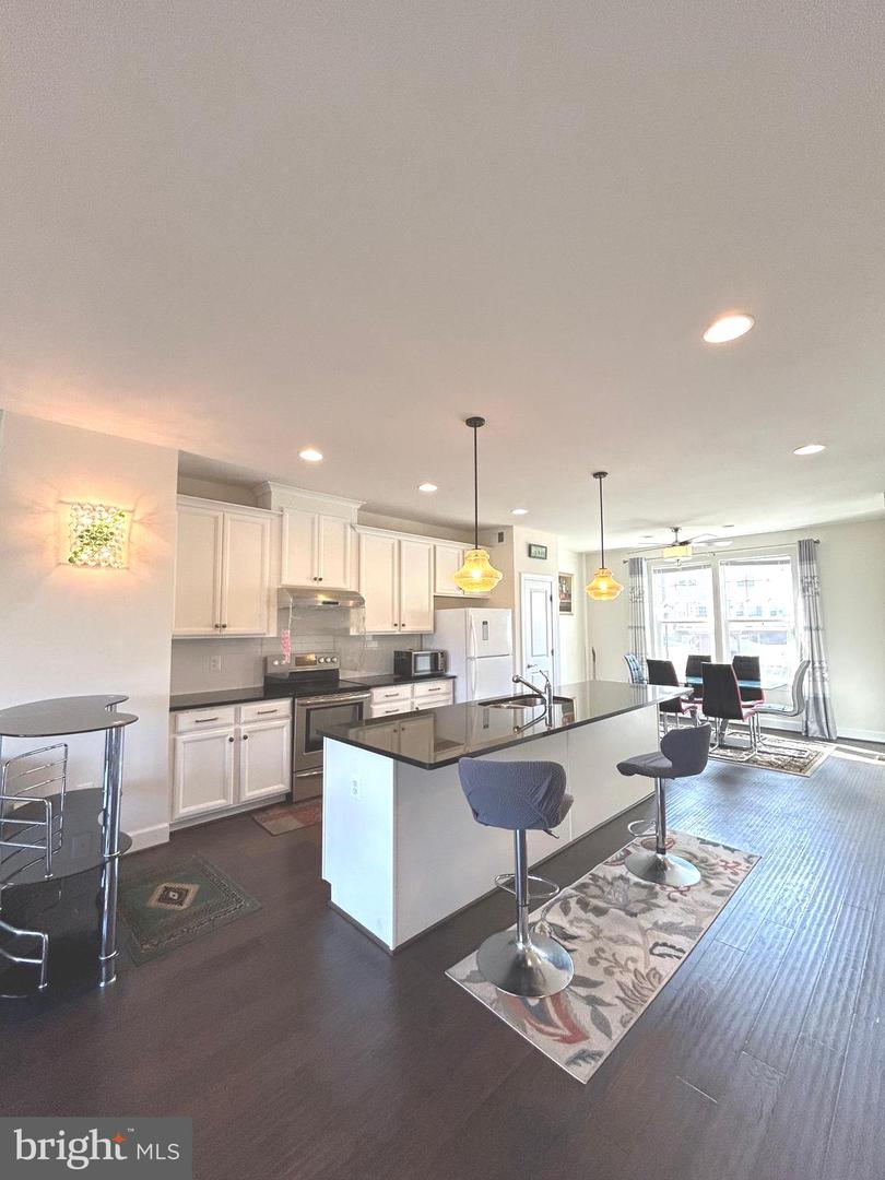 8429 GIRVAN CT, MANASSAS, Virginia 20109, 4 Bedrooms Bedrooms, ,3 BathroomsBathrooms,Residential,For sale,8429 GIRVAN CT,VAPW2103684 MLS # VAPW2103684