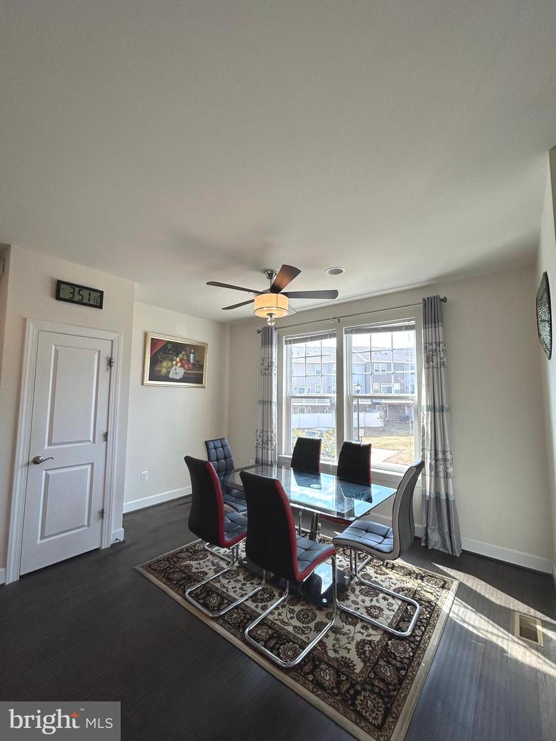 8429 GIRVAN CT, MANASSAS, Virginia 20109, 4 Bedrooms Bedrooms, ,3 BathroomsBathrooms,Residential,For sale,8429 GIRVAN CT,VAPW2103684 MLS # VAPW2103684