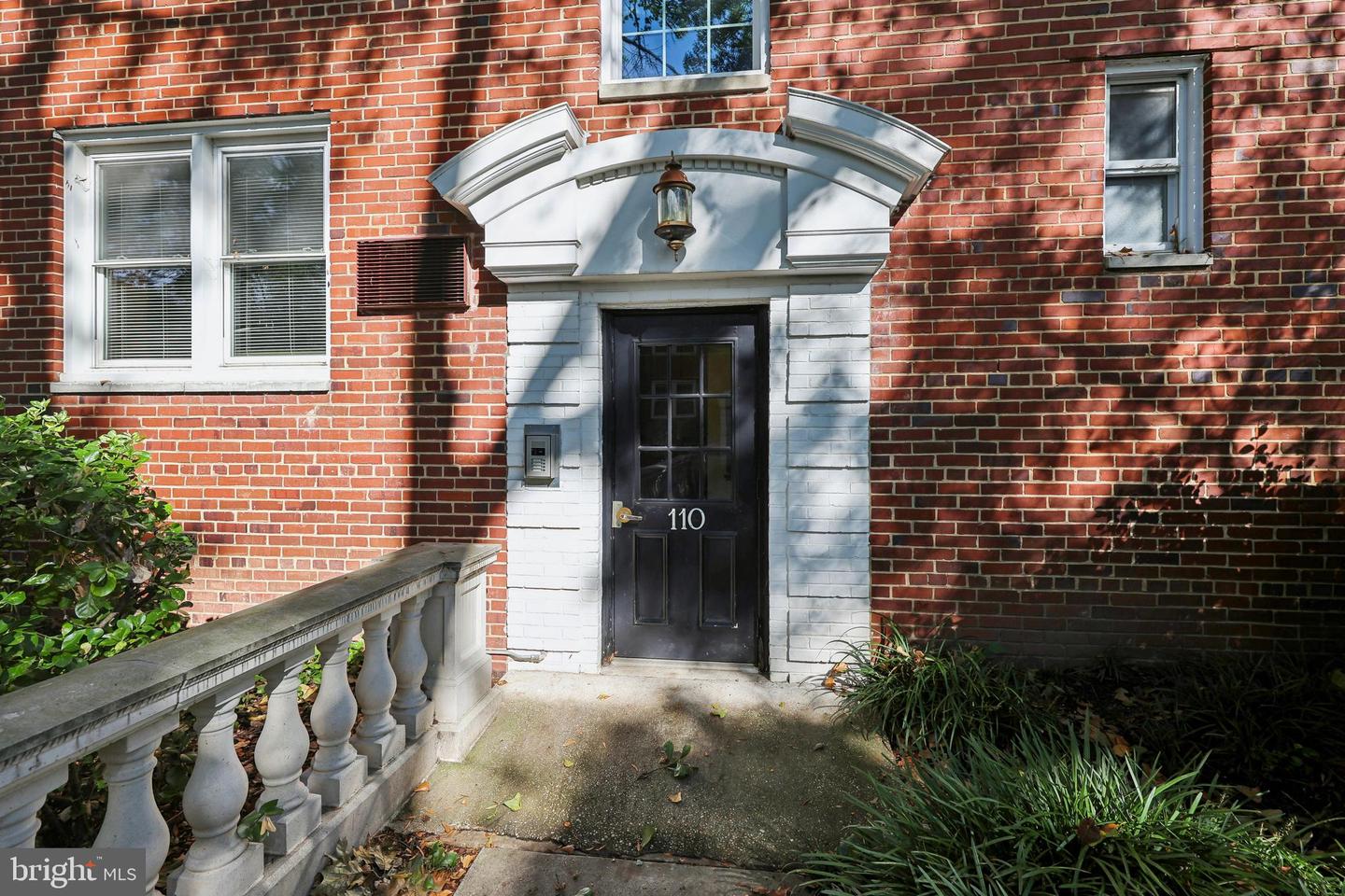 110 N GEORGE MASON DR #110-3, ARLINGTON, Virginia 22203, 1 Bedroom Bedrooms, ,1 BathroomBathrooms,Residential,For sale,110 N GEORGE MASON DR #110-3,VAAR2063464 MLS # VAAR2063464