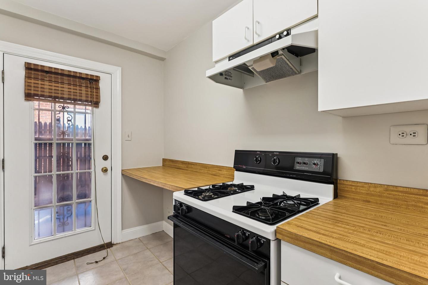 110 N GEORGE MASON DR #110-3, ARLINGTON, Virginia 22203, 1 Bedroom Bedrooms, ,1 BathroomBathrooms,Residential,For sale,110 N GEORGE MASON DR #110-3,VAAR2063464 MLS # VAAR2063464