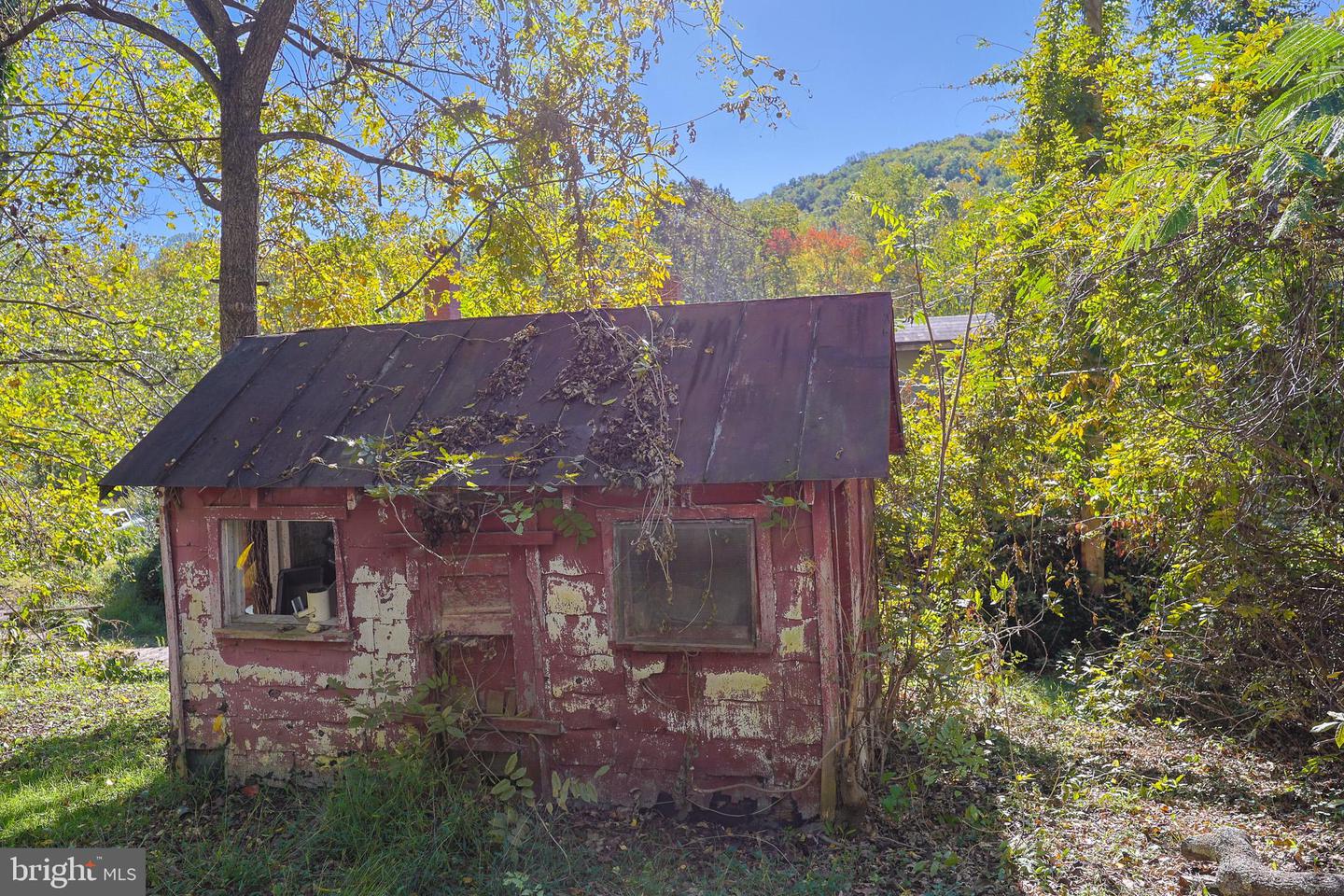 11727 LEE HWY, SPERRYVILLE, Virginia 22740, 5 Bedrooms Bedrooms, ,3 BathroomsBathrooms,Residential,For sale,11727 LEE HWY,VARP2002260 MLS # VARP2002260