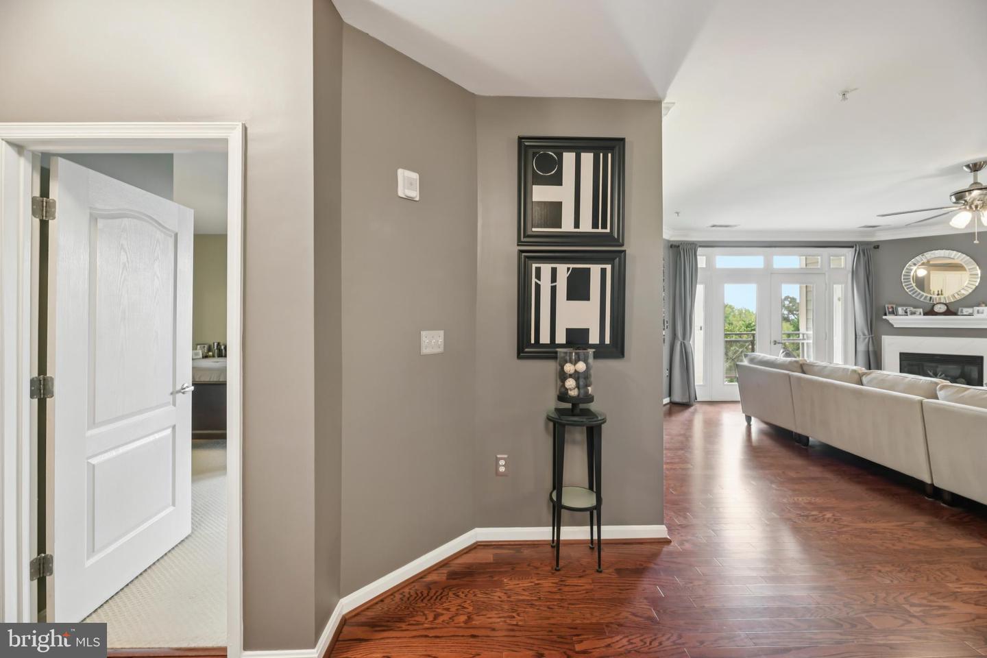 1621 LADUE CT #207, WOODBRIDGE, Virginia 22191, 2 Bedrooms Bedrooms, ,2 BathroomsBathrooms,Residential,For sale,1621 LADUE CT #207,VAPW2104036 MLS # VAPW2104036