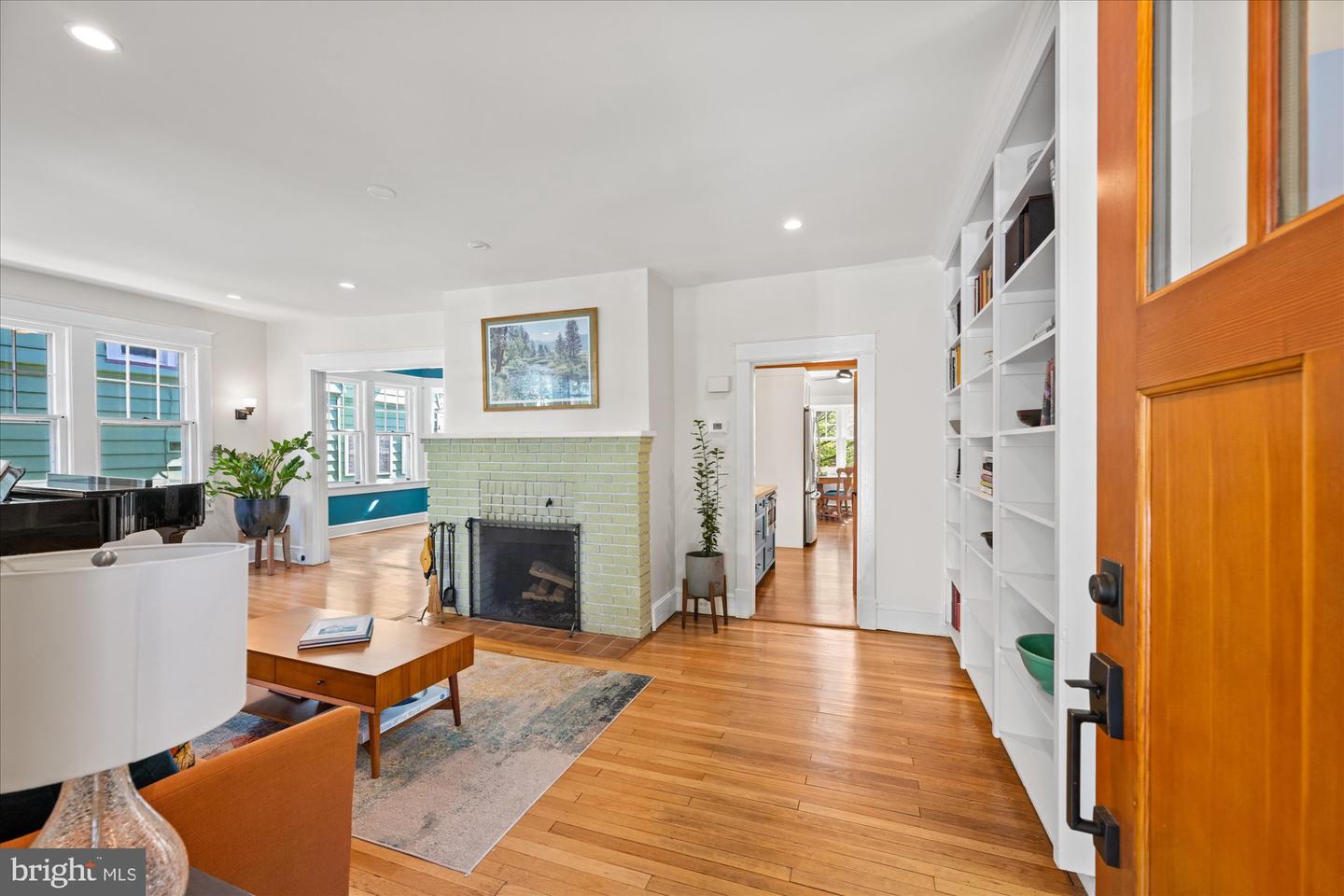 616 WHITTIER ST NW, WASHINGTON, District Of Columbia 20012, 5 Bedrooms Bedrooms, 8 Rooms Rooms,3 BathroomsBathrooms,Residential,For sale,616 WHITTIER ST NW,DCDC2222560 MLS # DCDC2222560