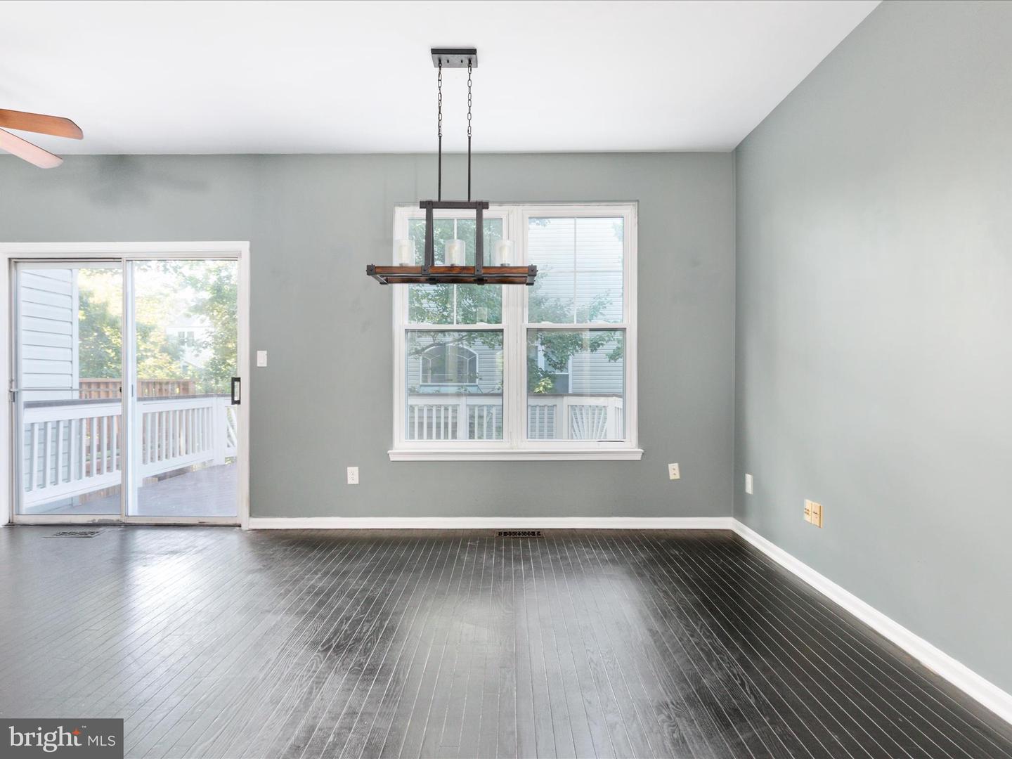25328 ASHBURY DR, CHANTILLY, Virginia 20152, 3 Bedrooms Bedrooms, ,2 BathroomsBathrooms,Residential,For sale,25328 ASHBURY DR,VALO2106904 MLS # VALO2106904