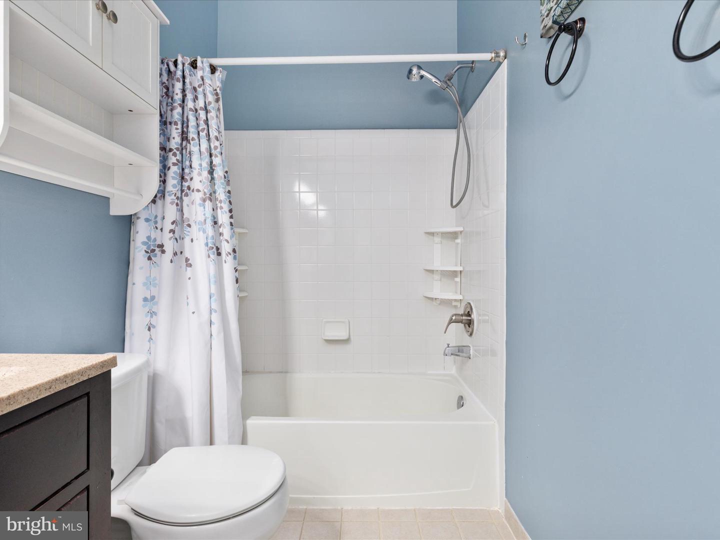 25328 ASHBURY DR, CHANTILLY, Virginia 20152, 3 Bedrooms Bedrooms, ,2 BathroomsBathrooms,Residential,For sale,25328 ASHBURY DR,VALO2106904 MLS # VALO2106904