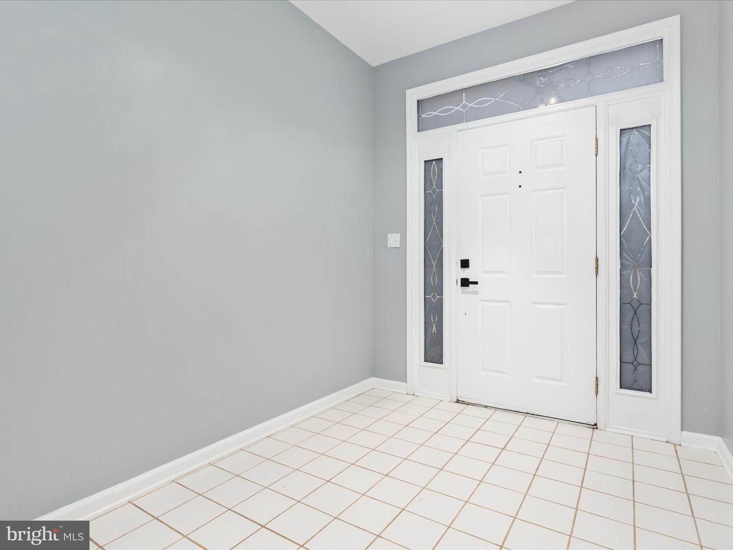 25328 ASHBURY DR, CHANTILLY, Virginia 20152, 3 Bedrooms Bedrooms, ,2 BathroomsBathrooms,Residential,For sale,25328 ASHBURY DR,VALO2106904 MLS # VALO2106904
