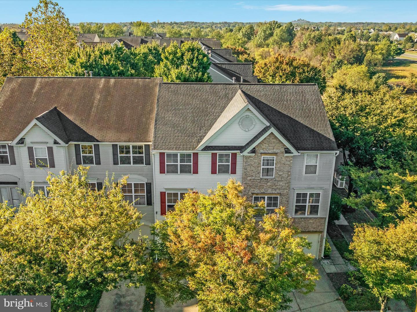 25328 ASHBURY DR, CHANTILLY, Virginia 20152, 3 Bedrooms Bedrooms, ,2 BathroomsBathrooms,Residential,For sale,25328 ASHBURY DR,VALO2106904 MLS # VALO2106904