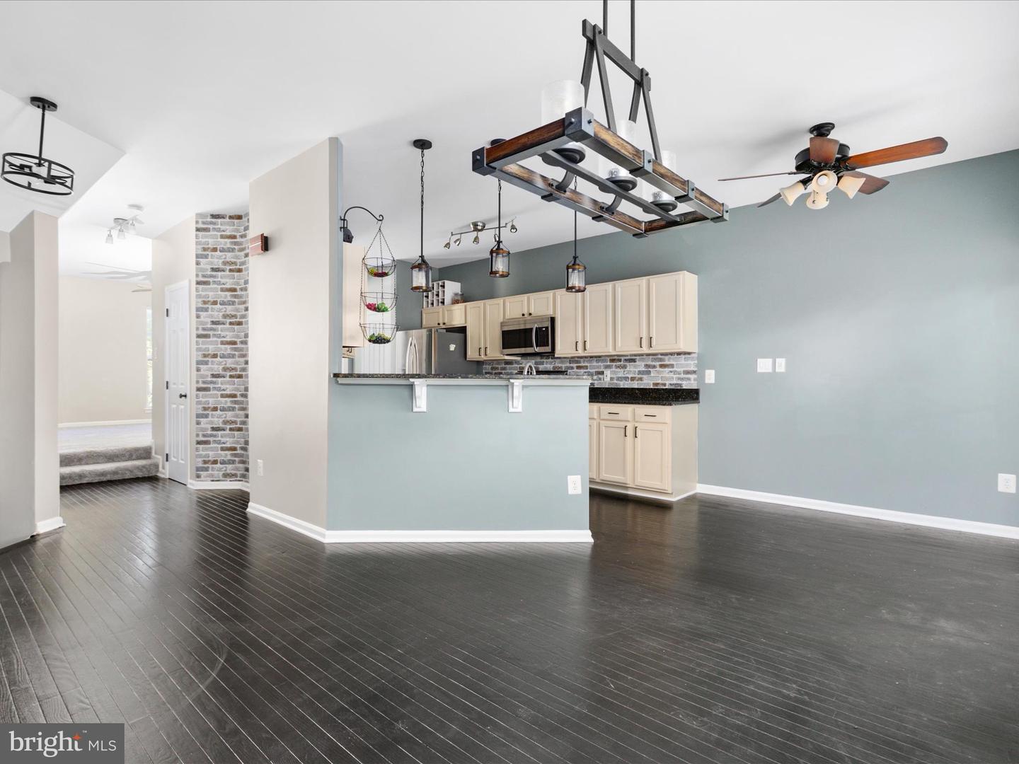 25328 ASHBURY DR, CHANTILLY, Virginia 20152, 3 Bedrooms Bedrooms, ,2 BathroomsBathrooms,Residential,For sale,25328 ASHBURY DR,VALO2106904 MLS # VALO2106904