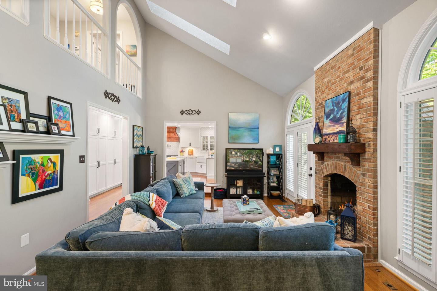 10621 BEECHNUT CT, FAIRFAX STATION, Virginia 22039, 4 Bedrooms Bedrooms, 19 Rooms Rooms,3 BathroomsBathrooms,Residential,For sale,10621 BEECHNUT CT,VAFX2267518 MLS # VAFX2267518