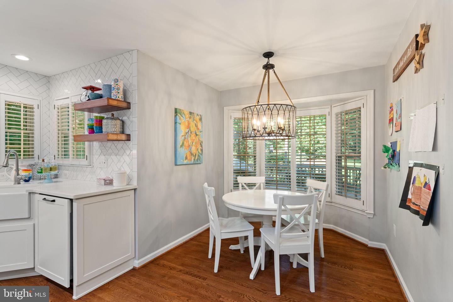 10621 BEECHNUT CT, FAIRFAX STATION, Virginia 22039, 4 Bedrooms Bedrooms, 19 Rooms Rooms,3 BathroomsBathrooms,Residential,For sale,10621 BEECHNUT CT,VAFX2267518 MLS # VAFX2267518