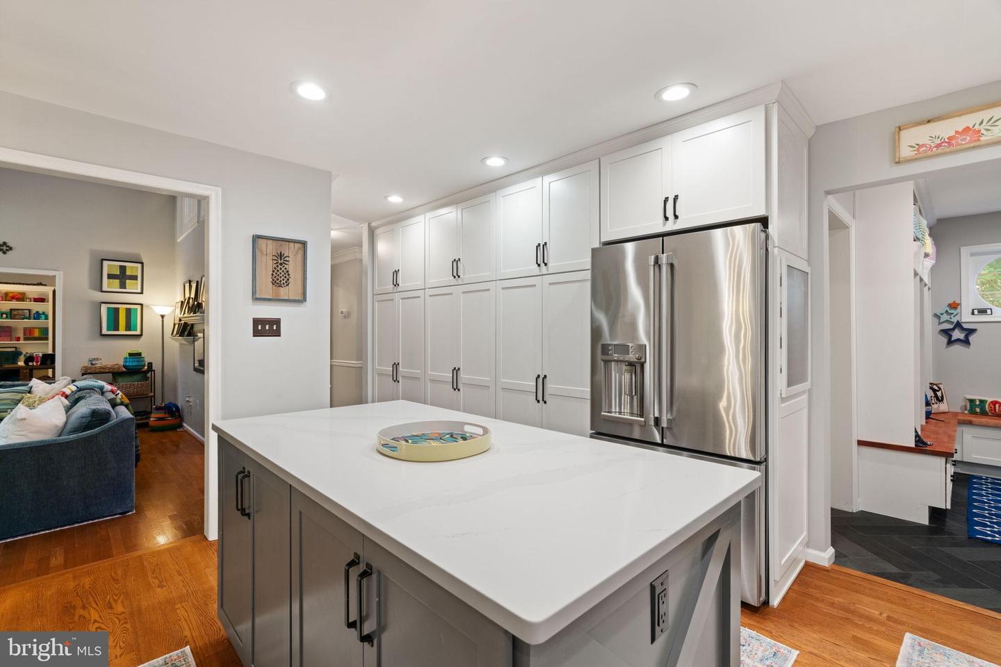 10621 BEECHNUT CT, FAIRFAX STATION, Virginia 22039, 4 Bedrooms Bedrooms, 19 Rooms Rooms,3 BathroomsBathrooms,Residential,For sale,10621 BEECHNUT CT,VAFX2267518 MLS # VAFX2267518