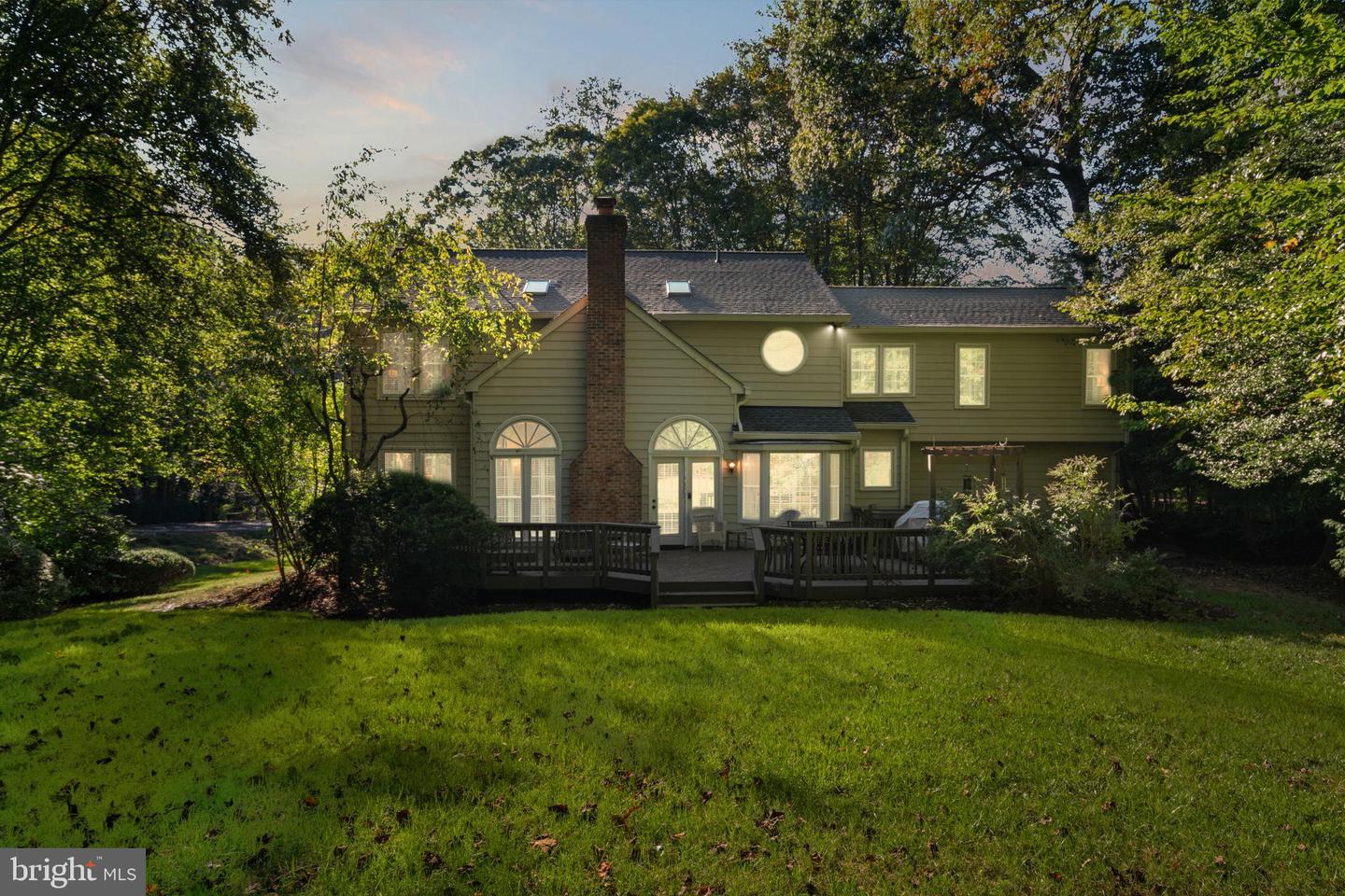 10621 BEECHNUT CT, FAIRFAX STATION, Virginia 22039, 4 Bedrooms Bedrooms, 19 Rooms Rooms,3 BathroomsBathrooms,Residential,For sale,10621 BEECHNUT CT,VAFX2267518 MLS # VAFX2267518