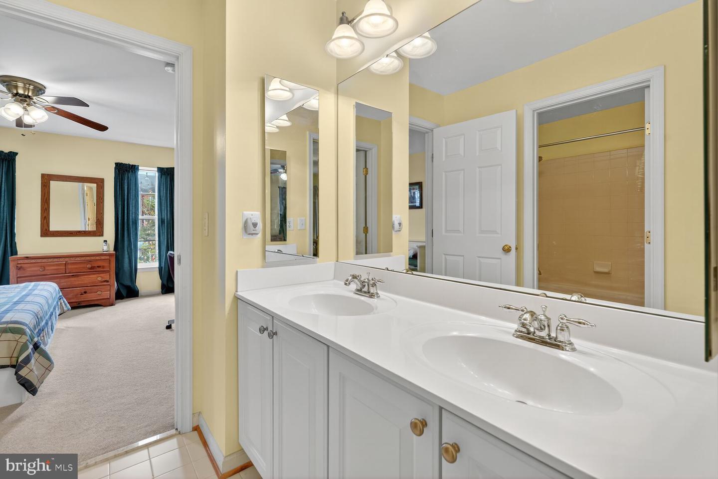 8501 BARROW FURNACE LN, LORTON, Virginia 22079, 4 Bedrooms Bedrooms, ,4 BathroomsBathrooms,Residential,For sale,8501 BARROW FURNACE LN,VAFX2267810 MLS # VAFX2267810