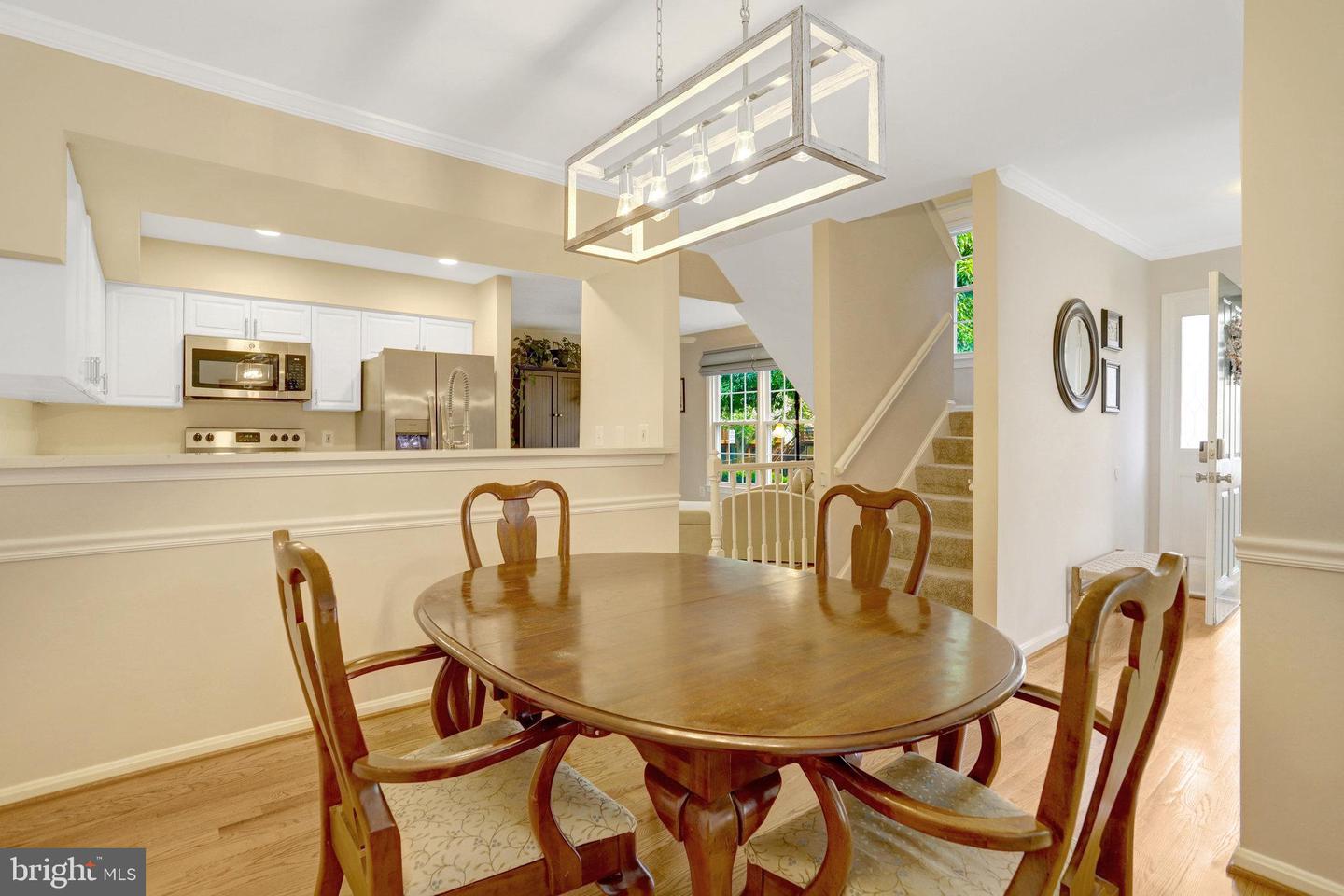 6525 TARTAN VISTA DR, ALEXANDRIA, Virginia 22312, 3 Bedrooms Bedrooms, ,3 BathroomsBathrooms,Residential,For sale,6525 TARTAN VISTA DR,VAFX2267820 MLS # VAFX2267820