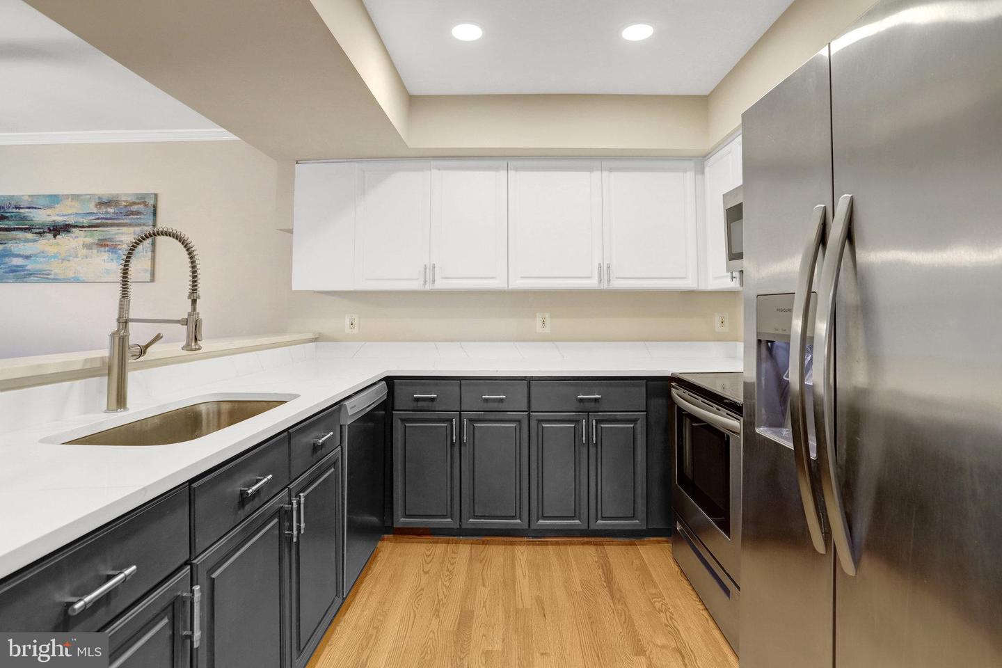 6525 TARTAN VISTA DR, ALEXANDRIA, Virginia 22312, 3 Bedrooms Bedrooms, ,3 BathroomsBathrooms,Residential,For sale,6525 TARTAN VISTA DR,VAFX2267820 MLS # VAFX2267820