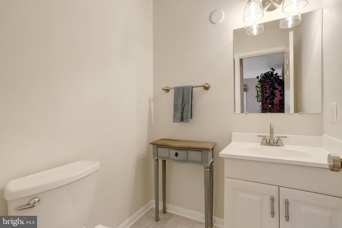 6525 TARTAN VISTA DR, ALEXANDRIA, Virginia 22312, 3 Bedrooms Bedrooms, ,3 BathroomsBathrooms,Residential,For sale,6525 TARTAN VISTA DR,VAFX2267820 MLS # VAFX2267820