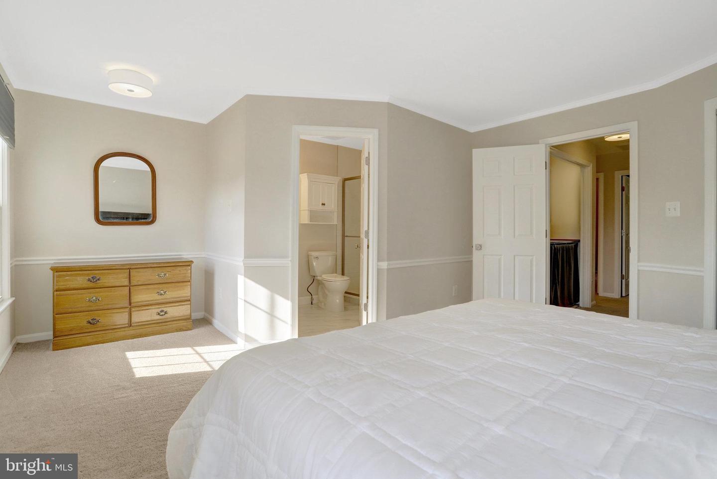 6525 TARTAN VISTA DR, ALEXANDRIA, Virginia 22312, 3 Bedrooms Bedrooms, ,3 BathroomsBathrooms,Residential,For sale,6525 TARTAN VISTA DR,VAFX2267820 MLS # VAFX2267820