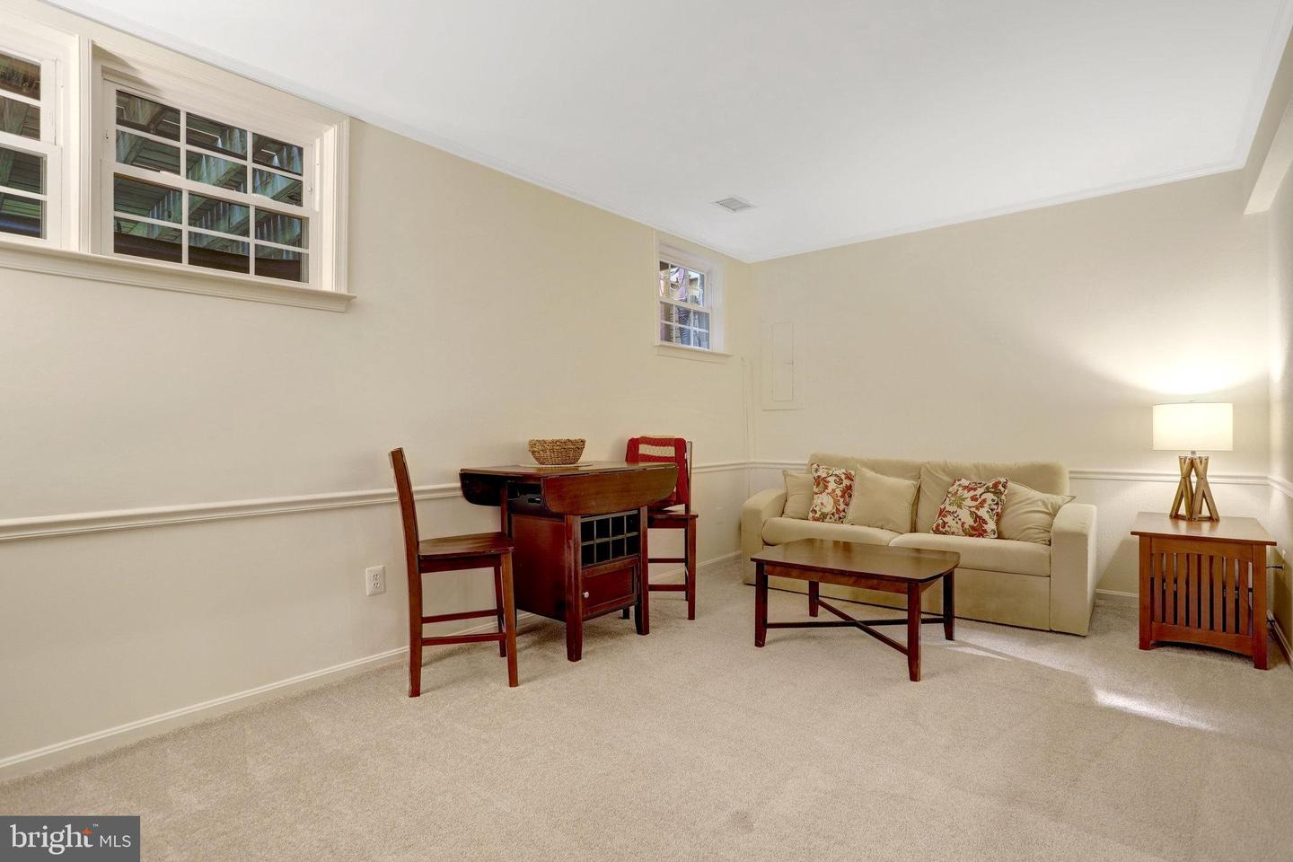 6525 TARTAN VISTA DR, ALEXANDRIA, Virginia 22312, 3 Bedrooms Bedrooms, ,3 BathroomsBathrooms,Residential,For sale,6525 TARTAN VISTA DR,VAFX2267820 MLS # VAFX2267820