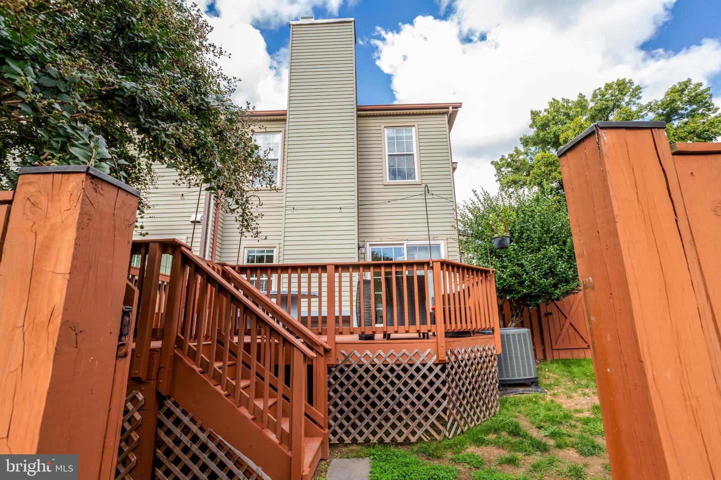 6525 TARTAN VISTA DR, ALEXANDRIA, Virginia 22312, 3 Bedrooms Bedrooms, ,3 BathroomsBathrooms,Residential,For sale,6525 TARTAN VISTA DR,VAFX2267820 MLS # VAFX2267820