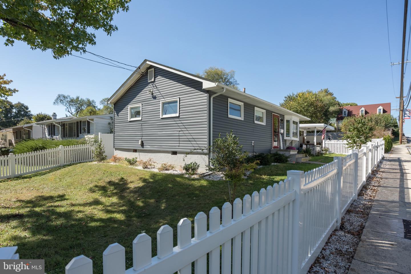 525 E CORK ST, WINCHESTER, Virginia 22601, 2 Bedrooms Bedrooms, ,1 BathroomBathrooms,Residential,For sale,525 E CORK ST,VAWI2009102 MLS # VAWI2009102