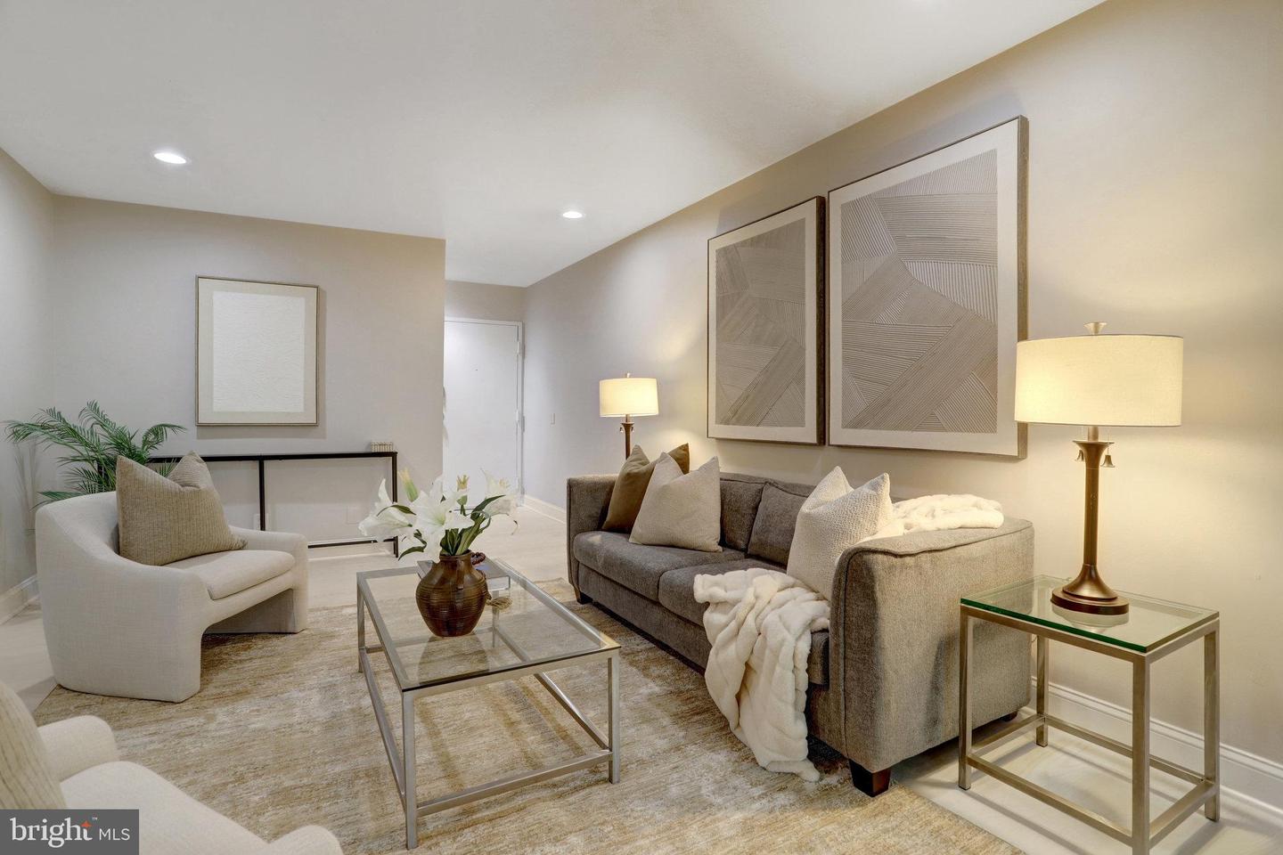 5049 7TH RD S #202, ARLINGTON, Virginia 22204, 1 Bedroom Bedrooms, ,1 BathroomBathrooms,Residential,For sale,5049 7TH RD S #202,VAAR2063916 MLS # VAAR2063916