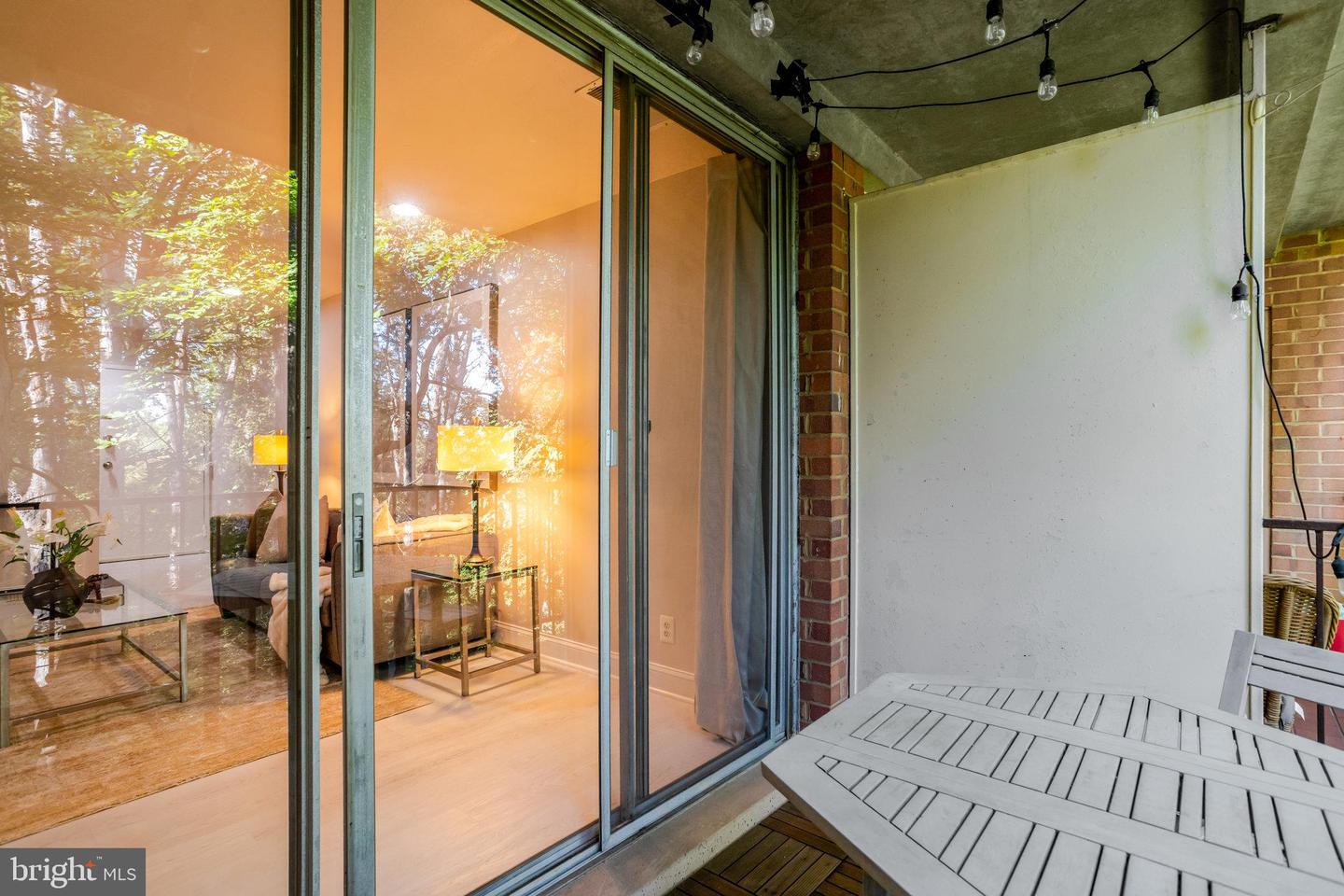 5049 7TH RD S #202, ARLINGTON, Virginia 22204, 1 Bedroom Bedrooms, ,1 BathroomBathrooms,Residential,For sale,5049 7TH RD S #202,VAAR2063916 MLS # VAAR2063916