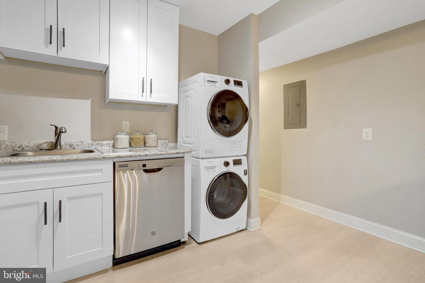5049 7TH RD S #202, ARLINGTON, Virginia 22204, 1 Bedroom Bedrooms, ,1 BathroomBathrooms,Residential,For sale,5049 7TH RD S #202,VAAR2063916 MLS # VAAR2063916