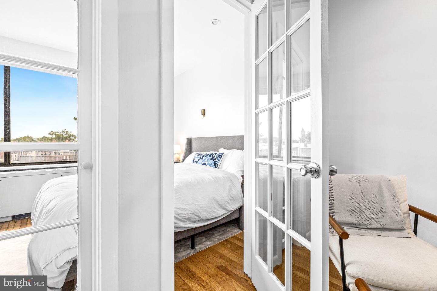 305 C ST NE #410, WASHINGTON, District Of Columbia 20002, 1 Bedroom Bedrooms, 4 Rooms Rooms,1 BathroomBathrooms,Residential,For sale,305 C ST NE #410,DCDC2223224 MLS # DCDC2223224