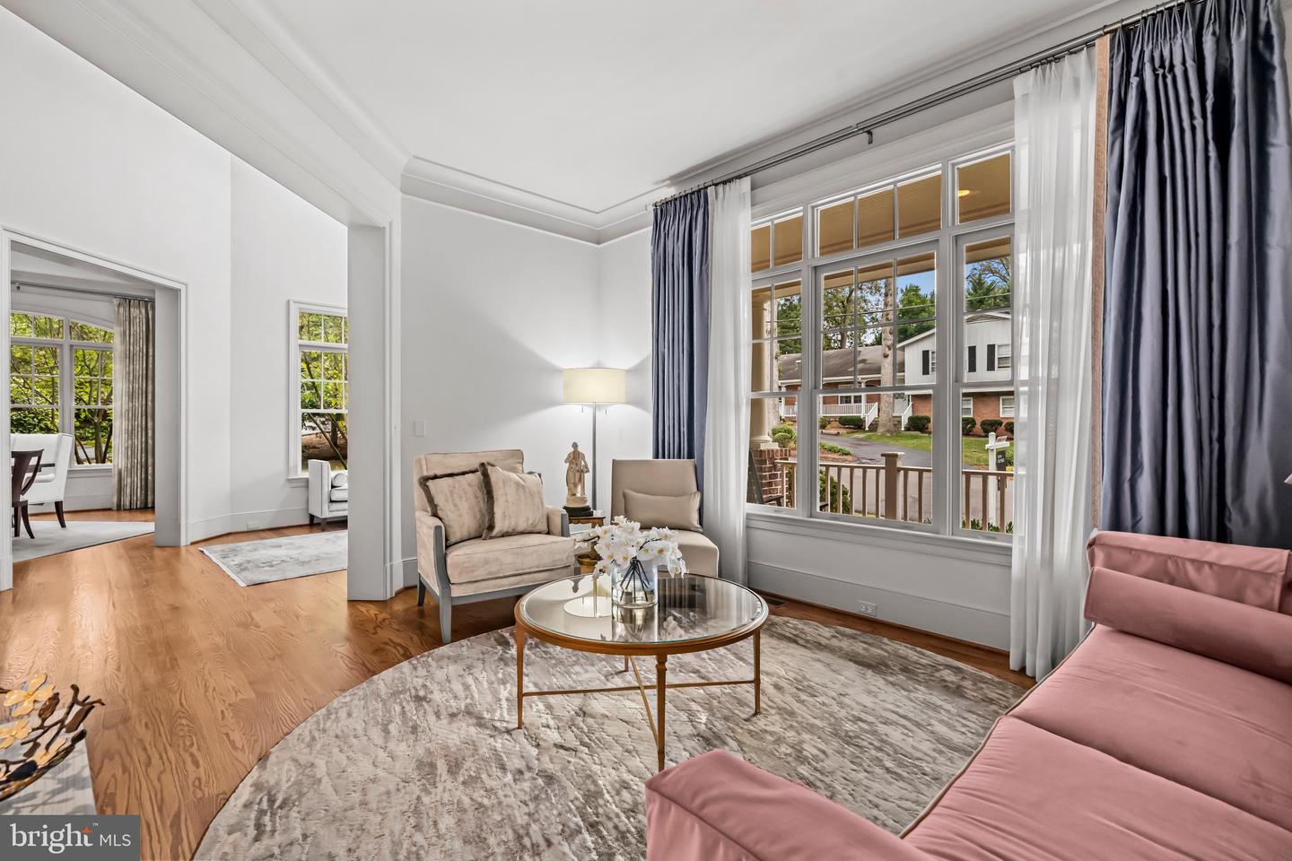 4801 29TH ST N, ARLINGTON, Virginia 22207, 5 Bedrooms Bedrooms, ,4 BathroomsBathrooms,Residential,For sale,4801 29TH ST N,VAAR2064038 MLS # VAAR2064038
