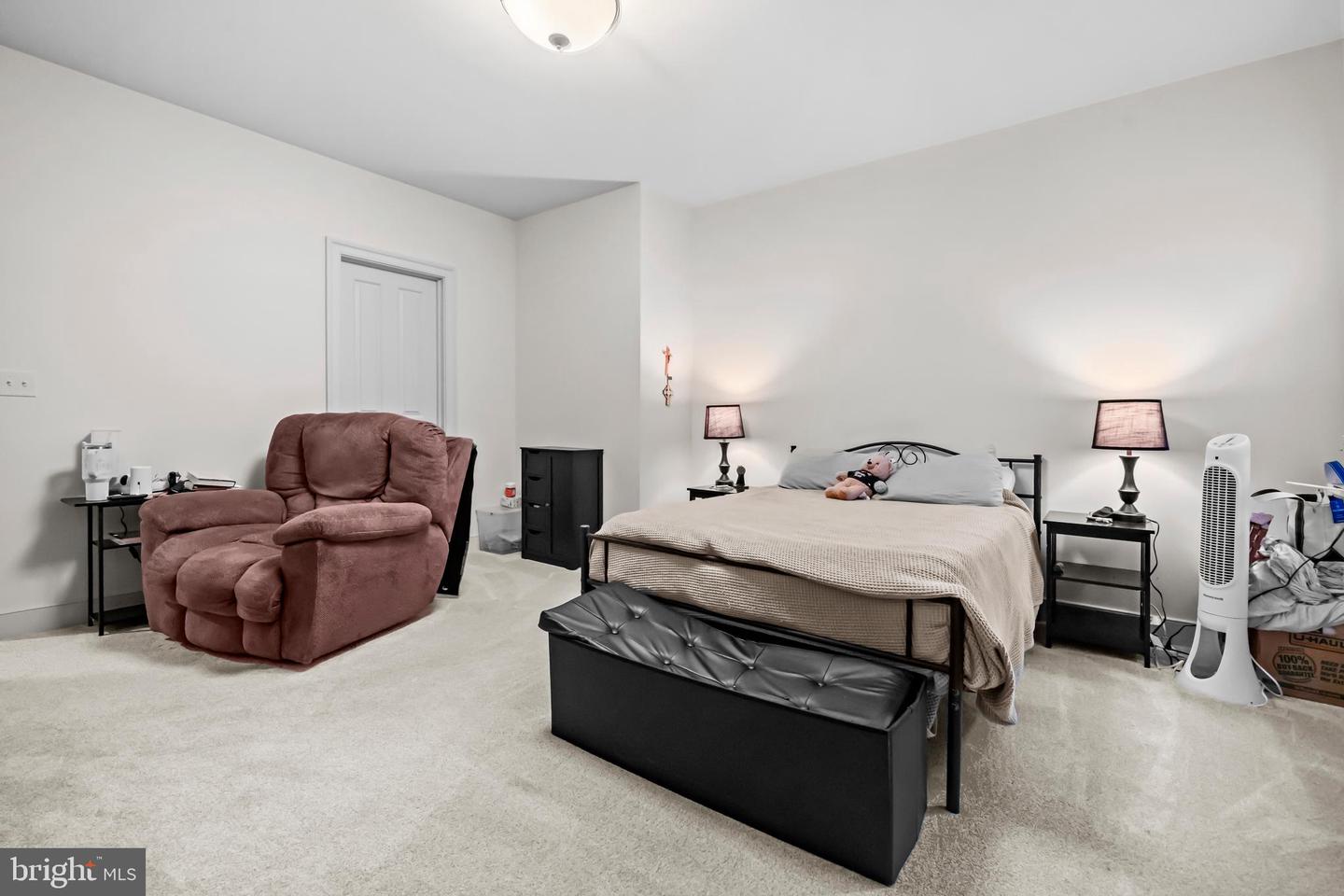 4801 29TH ST N, ARLINGTON, Virginia 22207, 5 Bedrooms Bedrooms, ,4 BathroomsBathrooms,Residential,For sale,4801 29TH ST N,VAAR2064038 MLS # VAAR2064038