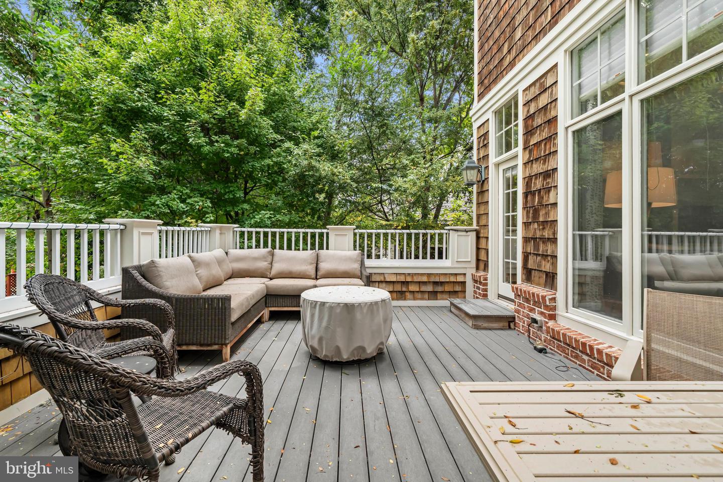 4801 29TH ST N, ARLINGTON, Virginia 22207, 5 Bedrooms Bedrooms, ,4 BathroomsBathrooms,Residential,For sale,4801 29TH ST N,VAAR2064038 MLS # VAAR2064038