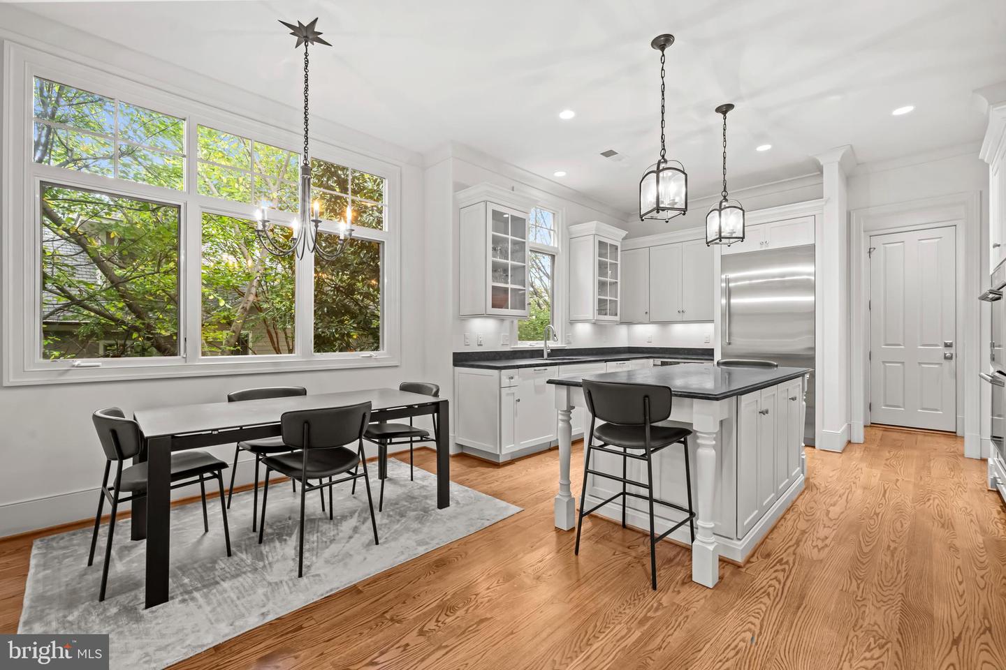4801 29TH ST N, ARLINGTON, Virginia 22207, 5 Bedrooms Bedrooms, ,4 BathroomsBathrooms,Residential,For sale,4801 29TH ST N,VAAR2064038 MLS # VAAR2064038