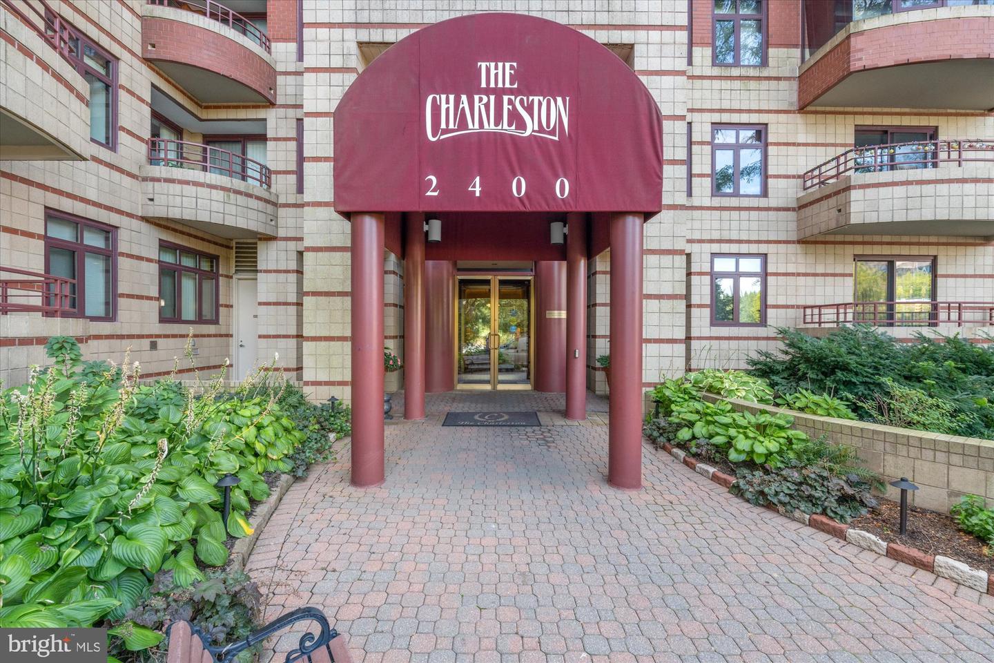 2400 CLARENDON BLVD #606, ARLINGTON, Virginia 22201, 2 Bedrooms Bedrooms, ,2 BathroomsBathrooms,Residential,For sale,2400 CLARENDON BLVD #606,VAAR2064074 MLS # VAAR2064074