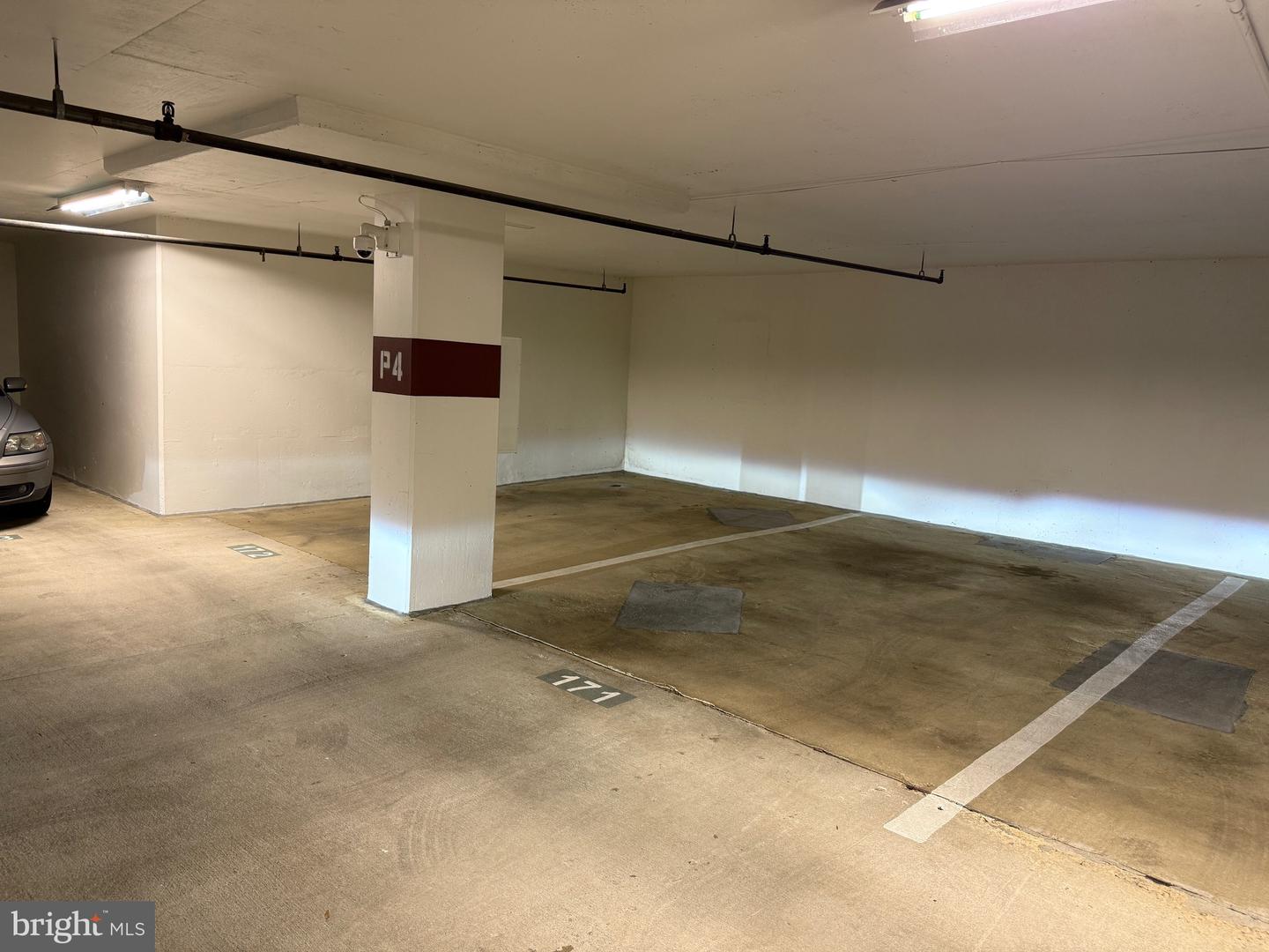 2400 CLARENDON BLVD #606, ARLINGTON, Virginia 22201, 2 Bedrooms Bedrooms, ,2 BathroomsBathrooms,Residential,For sale,2400 CLARENDON BLVD #606,VAAR2064074 MLS # VAAR2064074