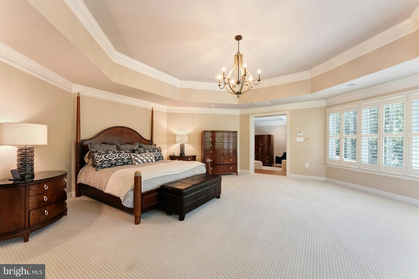 18267 GLEN OAK WAY, LEESBURG, Virginia 20176, 7 Bedrooms Bedrooms, ,6 BathroomsBathrooms,Residential,For sale,18267 GLEN OAK WAY,VALO2107472 MLS # VALO2107472