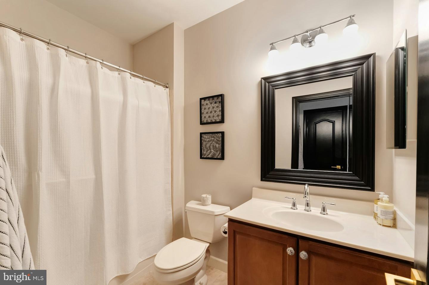 18267 GLEN OAK WAY, LEESBURG, Virginia 20176, 7 Bedrooms Bedrooms, ,6 BathroomsBathrooms,Residential,For sale,18267 GLEN OAK WAY,VALO2107472 MLS # VALO2107472