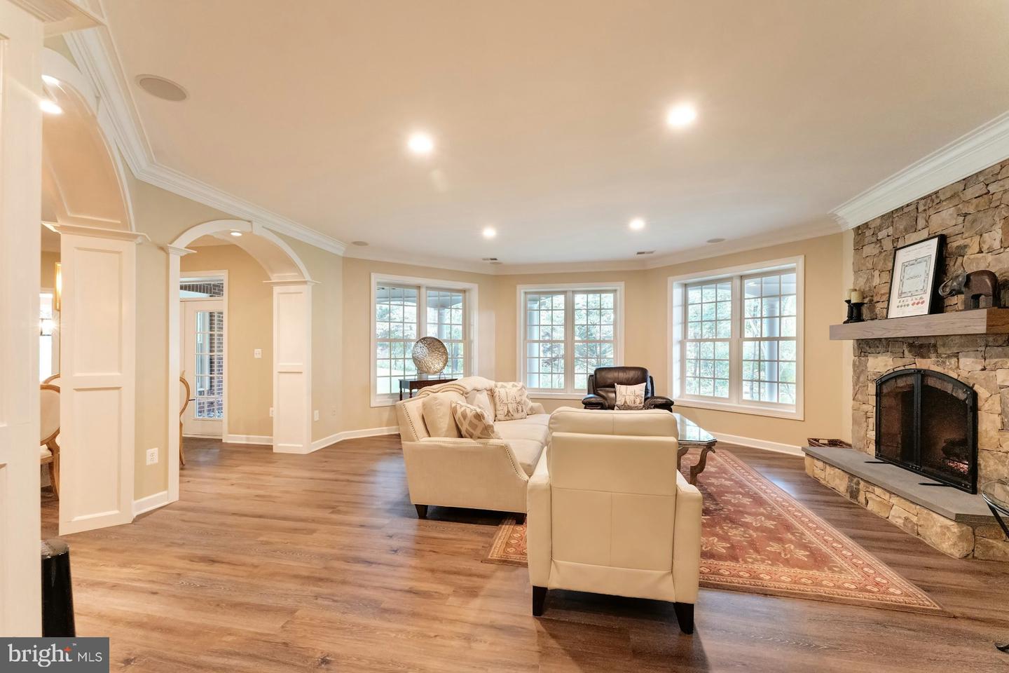 18267 GLEN OAK WAY, LEESBURG, Virginia 20176, 7 Bedrooms Bedrooms, ,6 BathroomsBathrooms,Residential,For sale,18267 GLEN OAK WAY,VALO2107472 MLS # VALO2107472