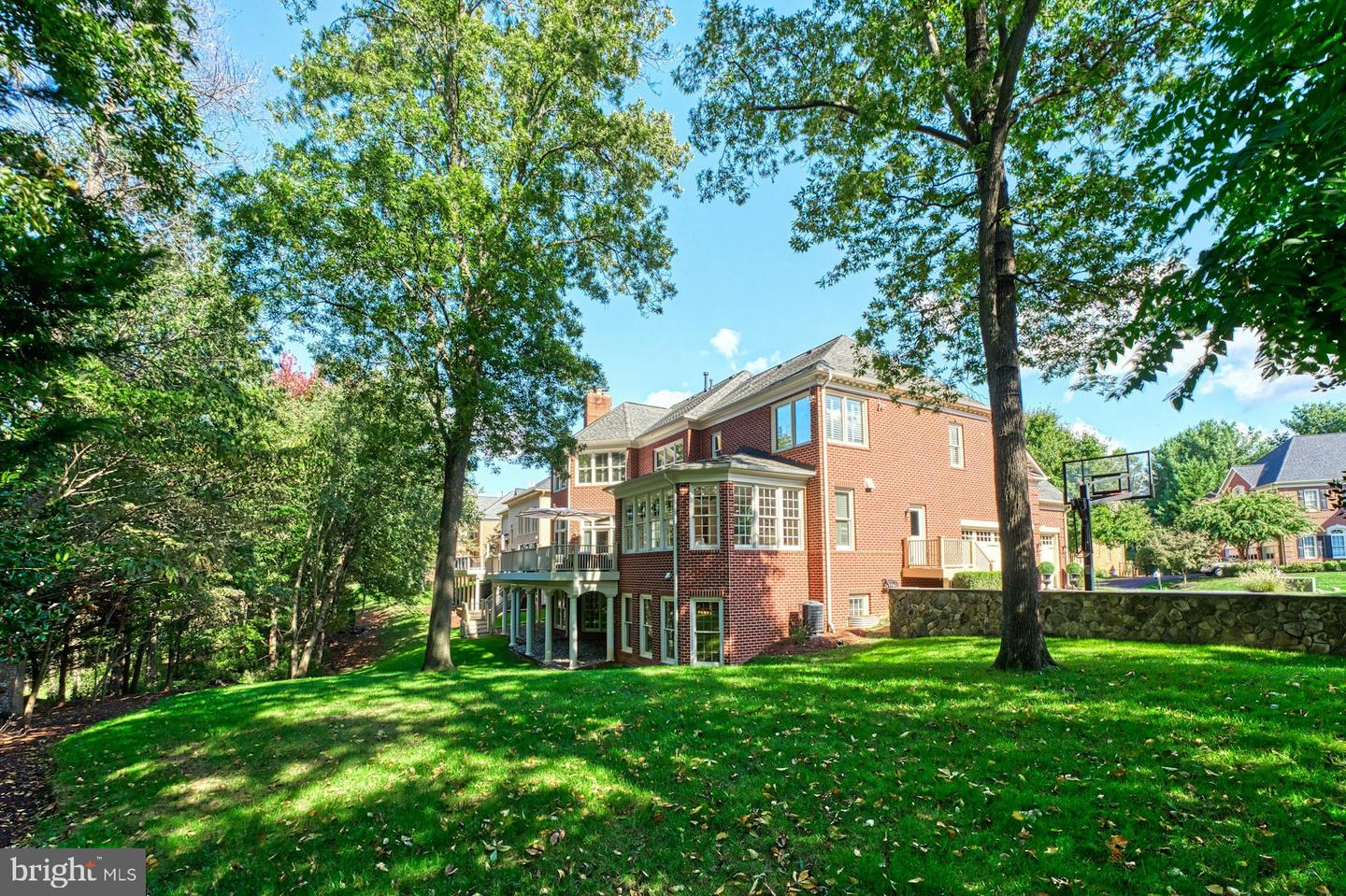 18267 GLEN OAK WAY, LEESBURG, Virginia 20176, 7 Bedrooms Bedrooms, ,6 BathroomsBathrooms,Residential,For sale,18267 GLEN OAK WAY,VALO2107472 MLS # VALO2107472