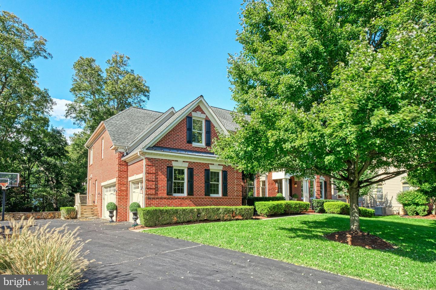 18267 GLEN OAK WAY, LEESBURG, Virginia 20176, 7 Bedrooms Bedrooms, ,6 BathroomsBathrooms,Residential,For sale,18267 GLEN OAK WAY,VALO2107472 MLS # VALO2107472