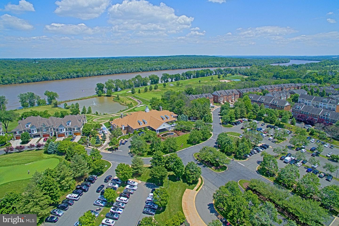 18267 GLEN OAK WAY, LEESBURG, Virginia 20176, 7 Bedrooms Bedrooms, ,6 BathroomsBathrooms,Residential,For sale,18267 GLEN OAK WAY,VALO2107472 MLS # VALO2107472