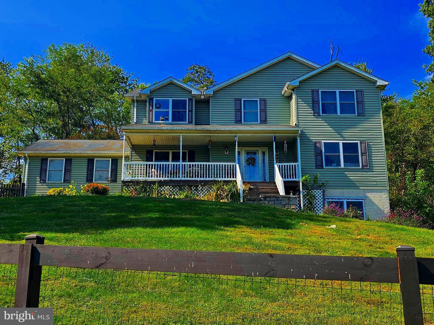 510 WINDY PINES RD, FRONT ROYAL, Virginia 22630, 4 Bedrooms Bedrooms, ,3 BathroomsBathrooms,Residential,For sale,510 WINDY PINES RD,VAWR2012416 MLS # VAWR2012416