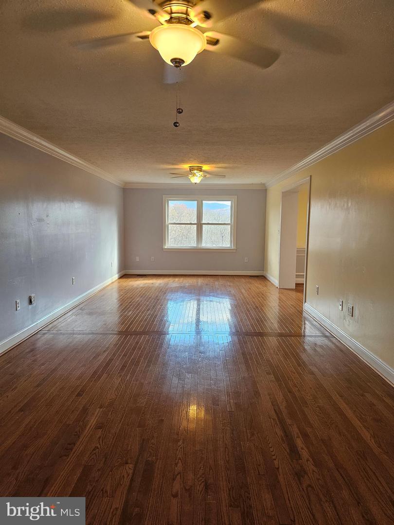 510 WINDY PINES RD, FRONT ROYAL, Virginia 22630, 4 Bedrooms Bedrooms, ,3 BathroomsBathrooms,Residential,For sale,510 WINDY PINES RD,VAWR2012416 MLS # VAWR2012416 510 WINDY PINES RD, FRONT ROYAL, Virginia 22630, 4 Bedrooms Bedrooms, ,3 BathroomsBathrooms,Residential,For sale,510 WINDY PINES RD,VAWR2012416 MLS # VAWR2012416