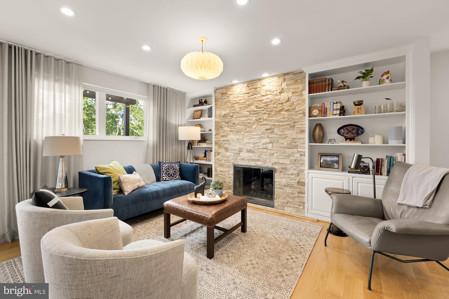 1410 N JOHNSON ST, ARLINGTON, Virginia 22201, 4 Bedrooms Bedrooms, ,3 BathroomsBathrooms,Residential,For sale,1410 N JOHNSON ST,VAAR2064132 MLS # VAAR2064132