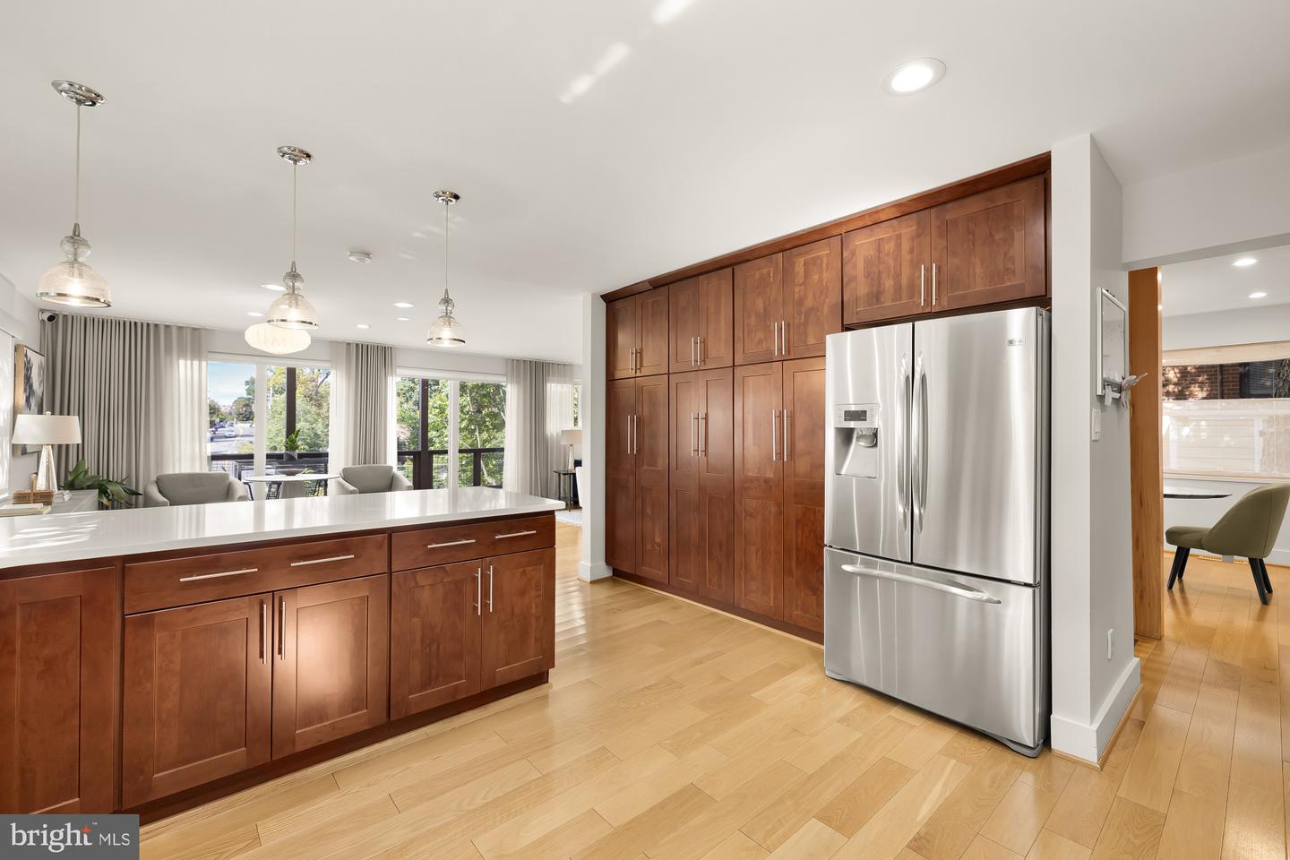 1410 N JOHNSON ST, ARLINGTON, Virginia 22201, 4 Bedrooms Bedrooms, ,3 BathroomsBathrooms,Residential,For sale,1410 N JOHNSON ST,VAAR2064132 MLS # VAAR2064132