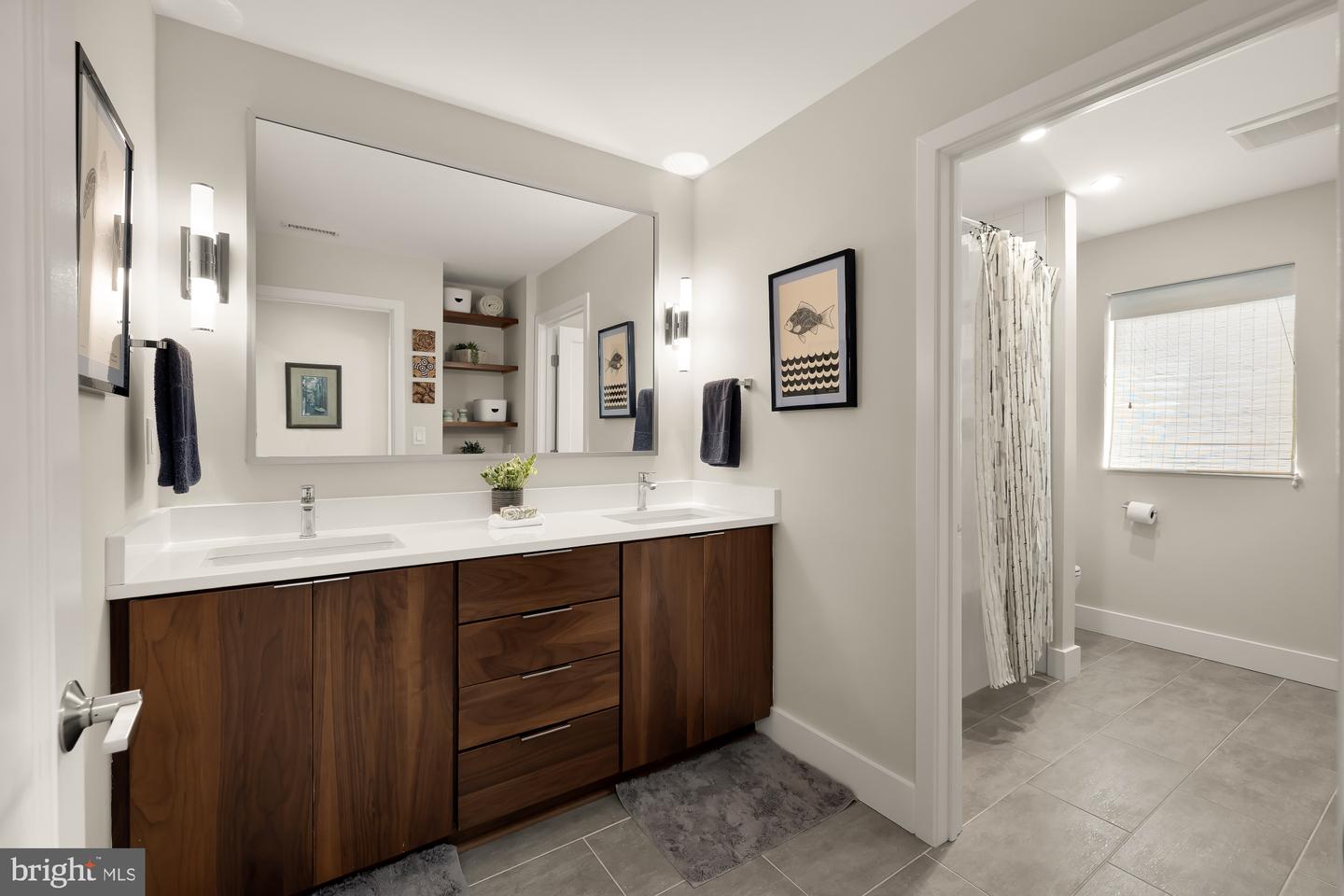 1410 N JOHNSON ST, ARLINGTON, Virginia 22201, 4 Bedrooms Bedrooms, ,3 BathroomsBathrooms,Residential,For sale,1410 N JOHNSON ST,VAAR2064132 MLS # VAAR2064132